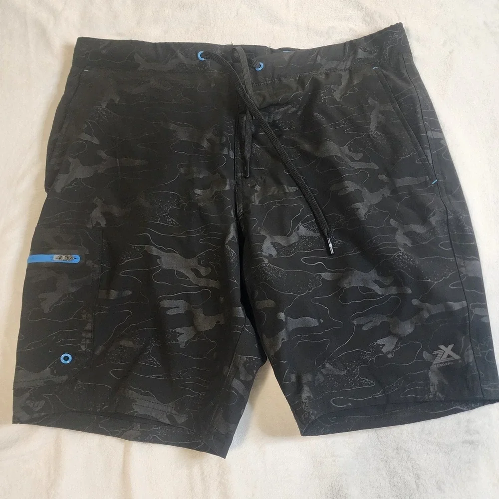ZeroXposur Mens Swim Trunks UPF 50+ Black Camo Board Shorts Medium, NWT